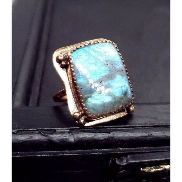 Copper and blue labradorite Ring - Picture 1 of 12